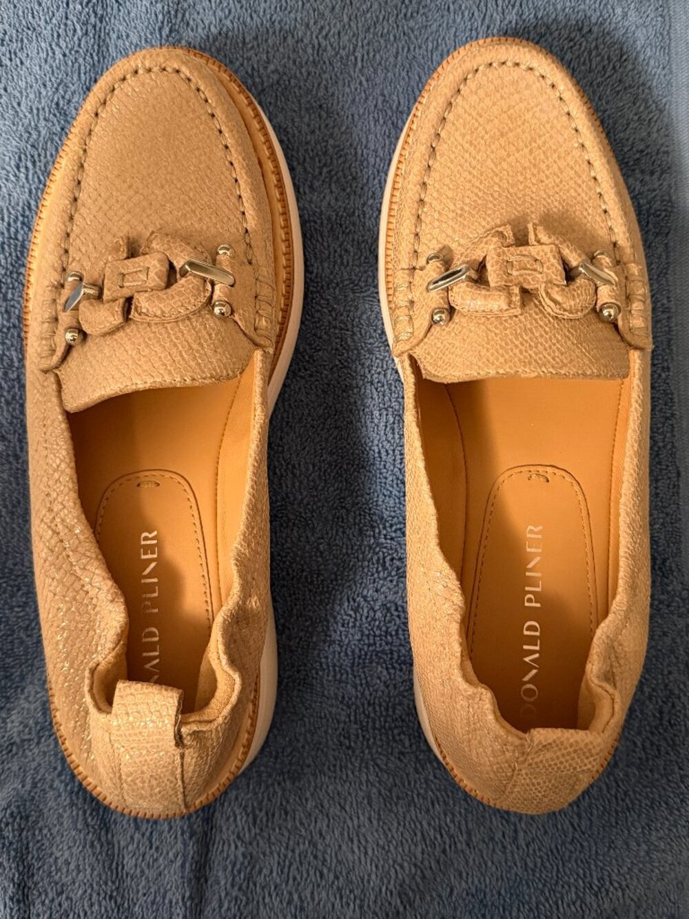 Donald Pliner Lomma Sand Metallic Loafers Women’s Size 9M